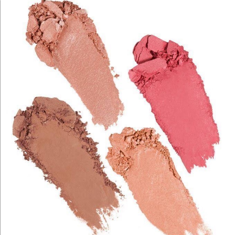 🌸 BECCA X Chrissy Teigen Glow Face Palette - Picture 2 of 8